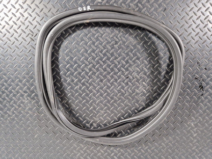 19-ON RANGE ROVER EVOQUE L551 GENUINE REAR RIGHT O/S DOOR SEAL K8D2-253A10-AC