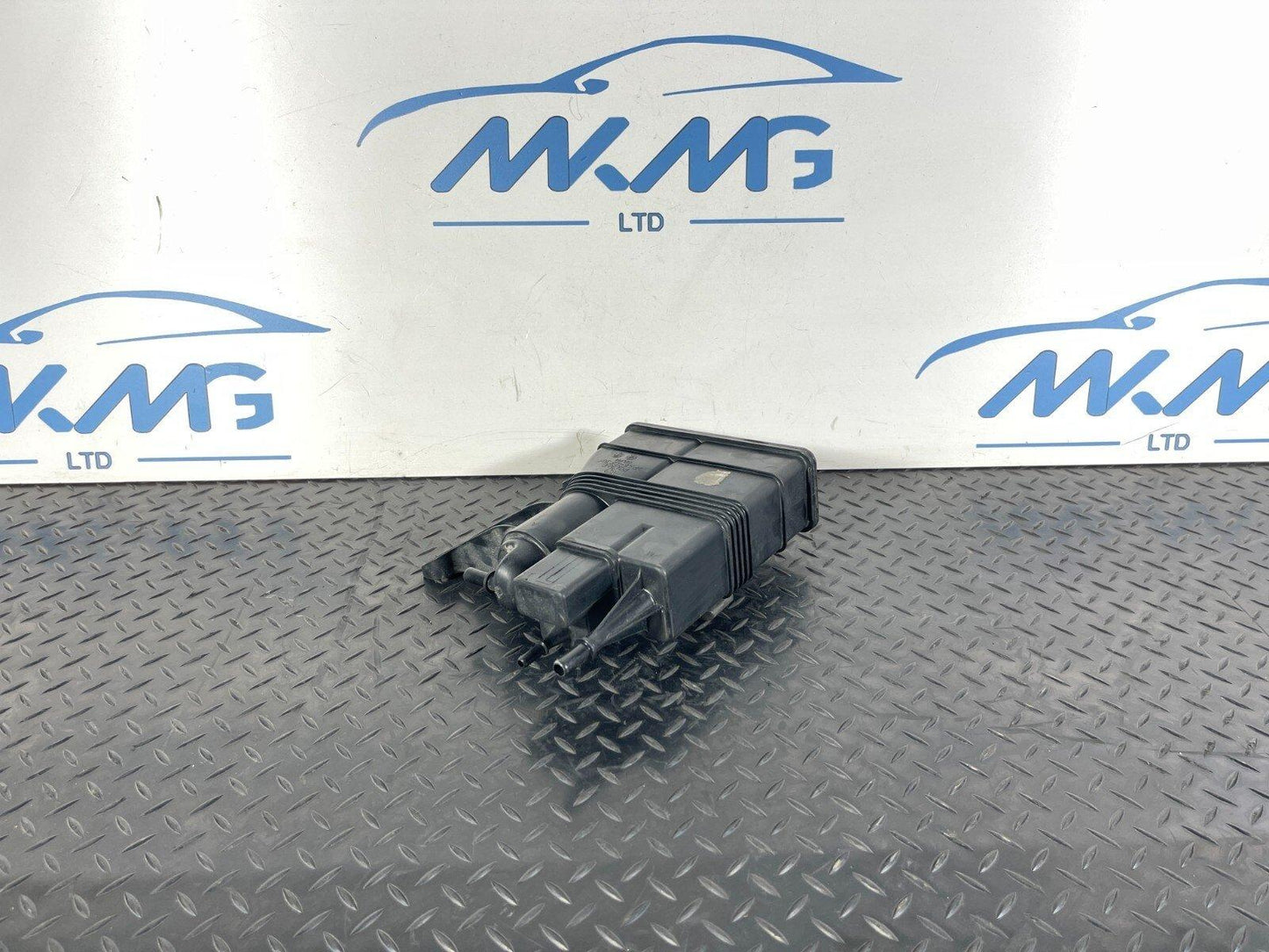 20-ON BMW 1 2 SERIES F40 F44 GENUINE CHARCOAL FILTER 7476383
