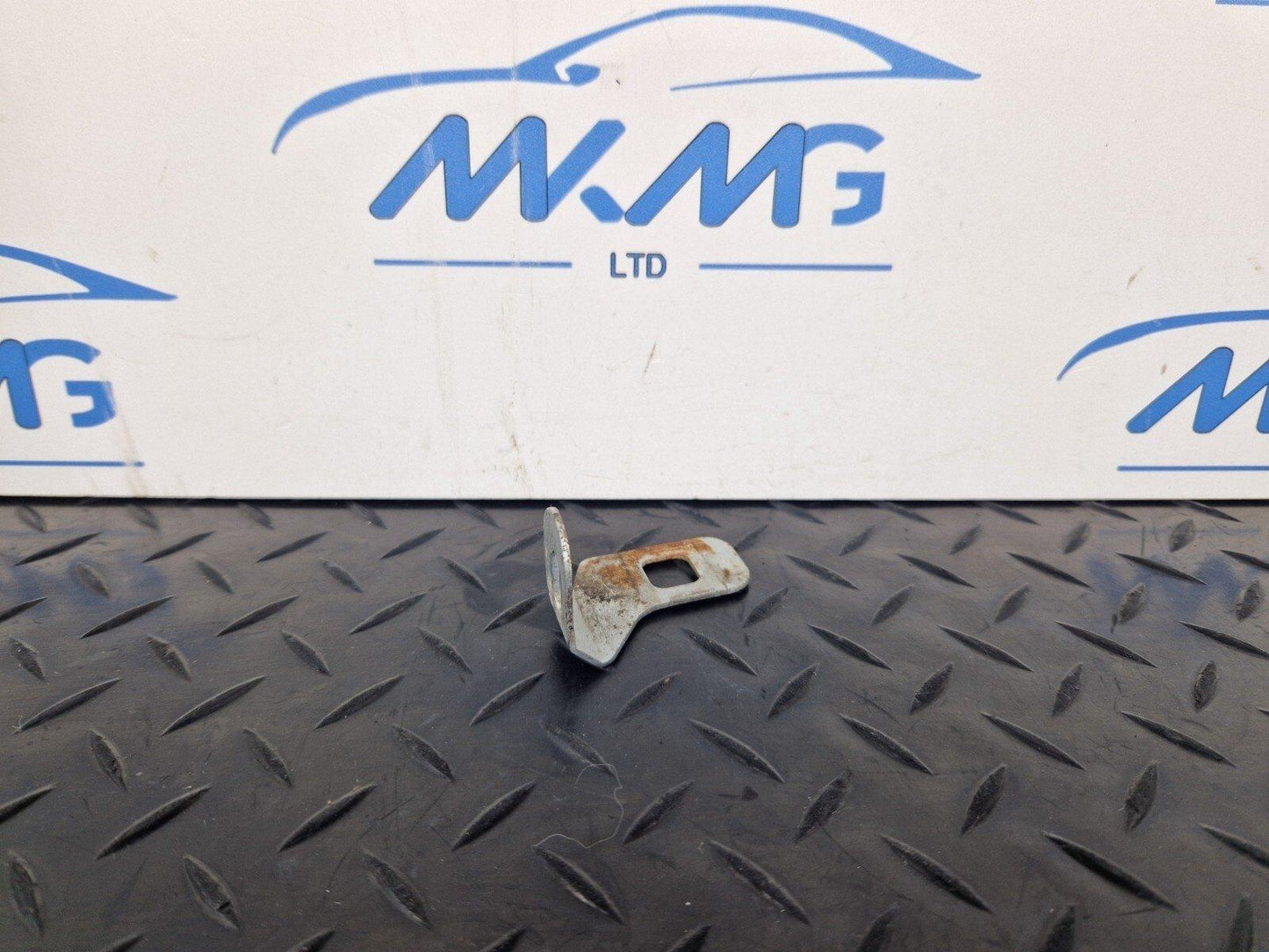 11-18 BMW 6 SERIES F06 GENUINE OEM RIGHT SUPPORT BRACKET 7269314