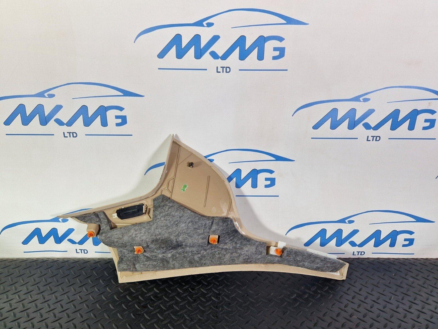 14-21 MERCEDES BENZ W205 ESTATE D-PILLAR TRIM REAR RIGHT O/S SIDE A2056908203