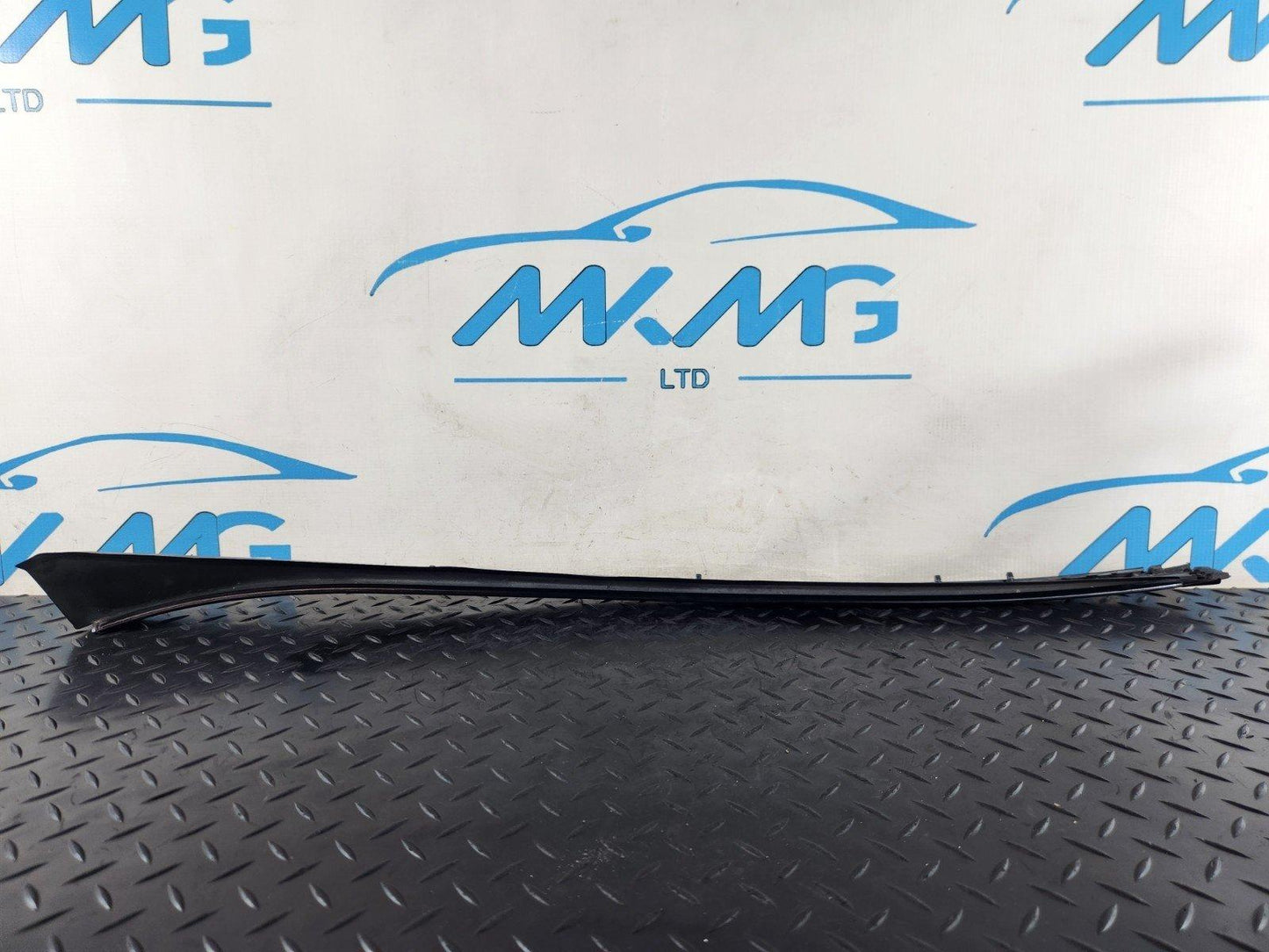 16-22 MERCEDES BENZ X253 GENUINE LEFT N/S WINDOW TRIM MOULDING STRIP A2536900162