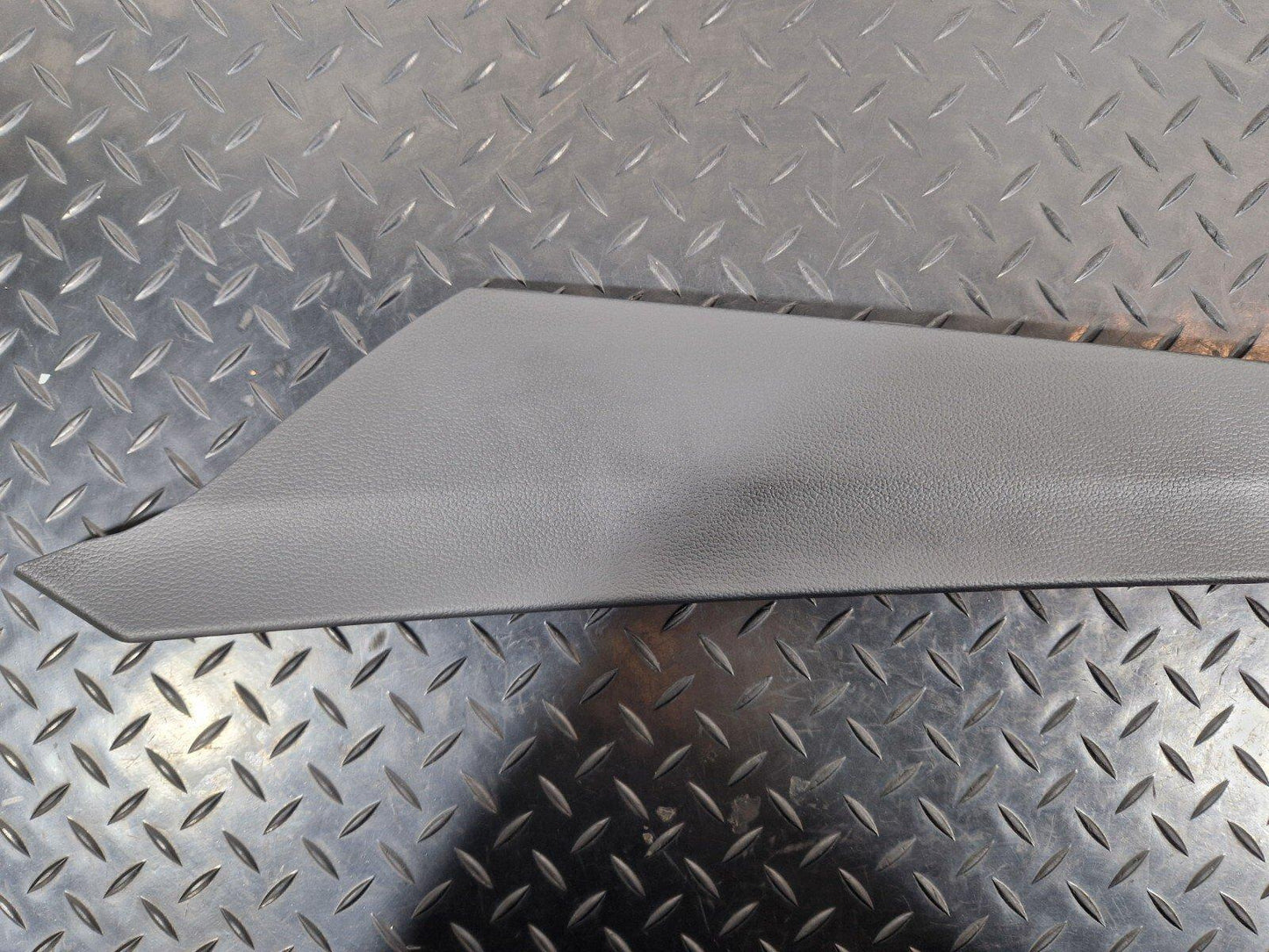 16-23 AUDI A5 F5 GENUINE LEFT PASSENGER SIDE CENTRE CONSOLE TRIM COVER 8W2863305