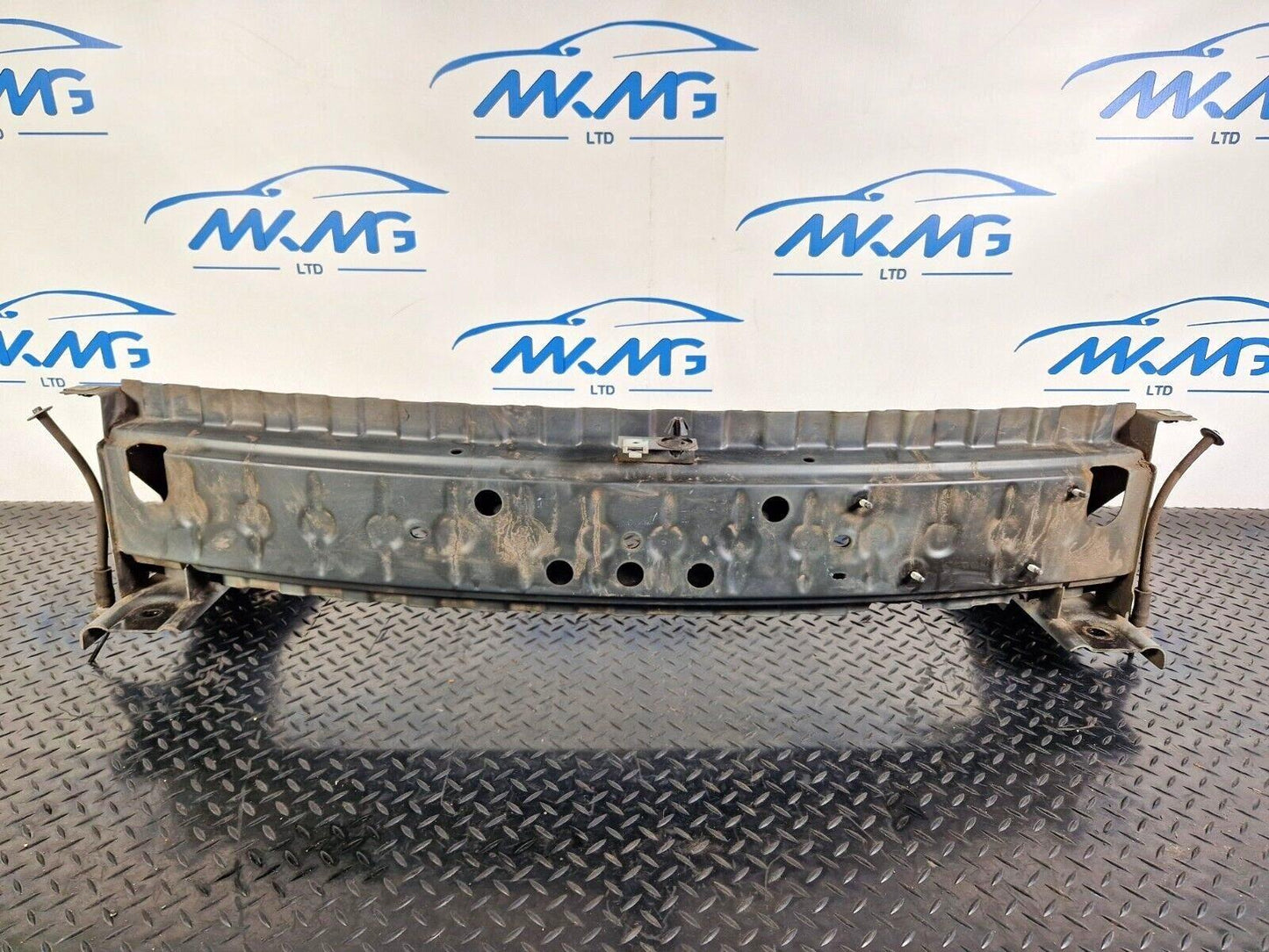 14-21 MERCEDES BENZ A CLA W177 C118 REAR BUMPER REINFORCEMENT BAR  A1776117800