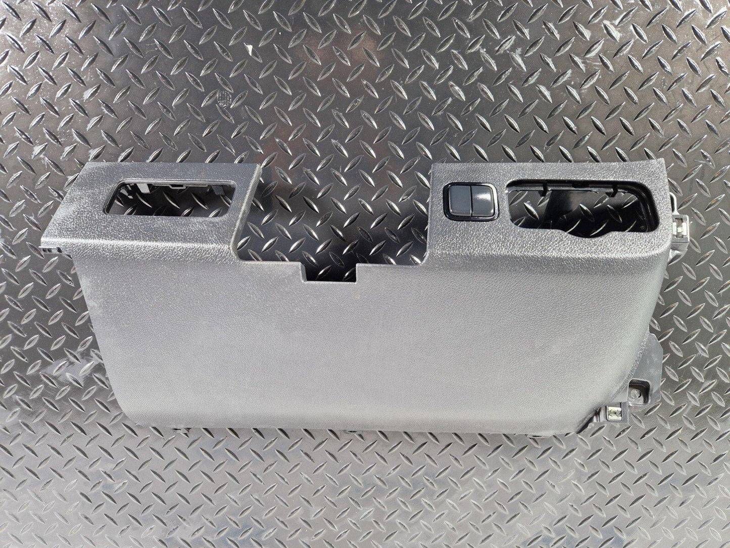 18-ON MERCEDES BENZ SPRINTER W907 OEM DASH BOARD TRIM RIGHT A9106802400