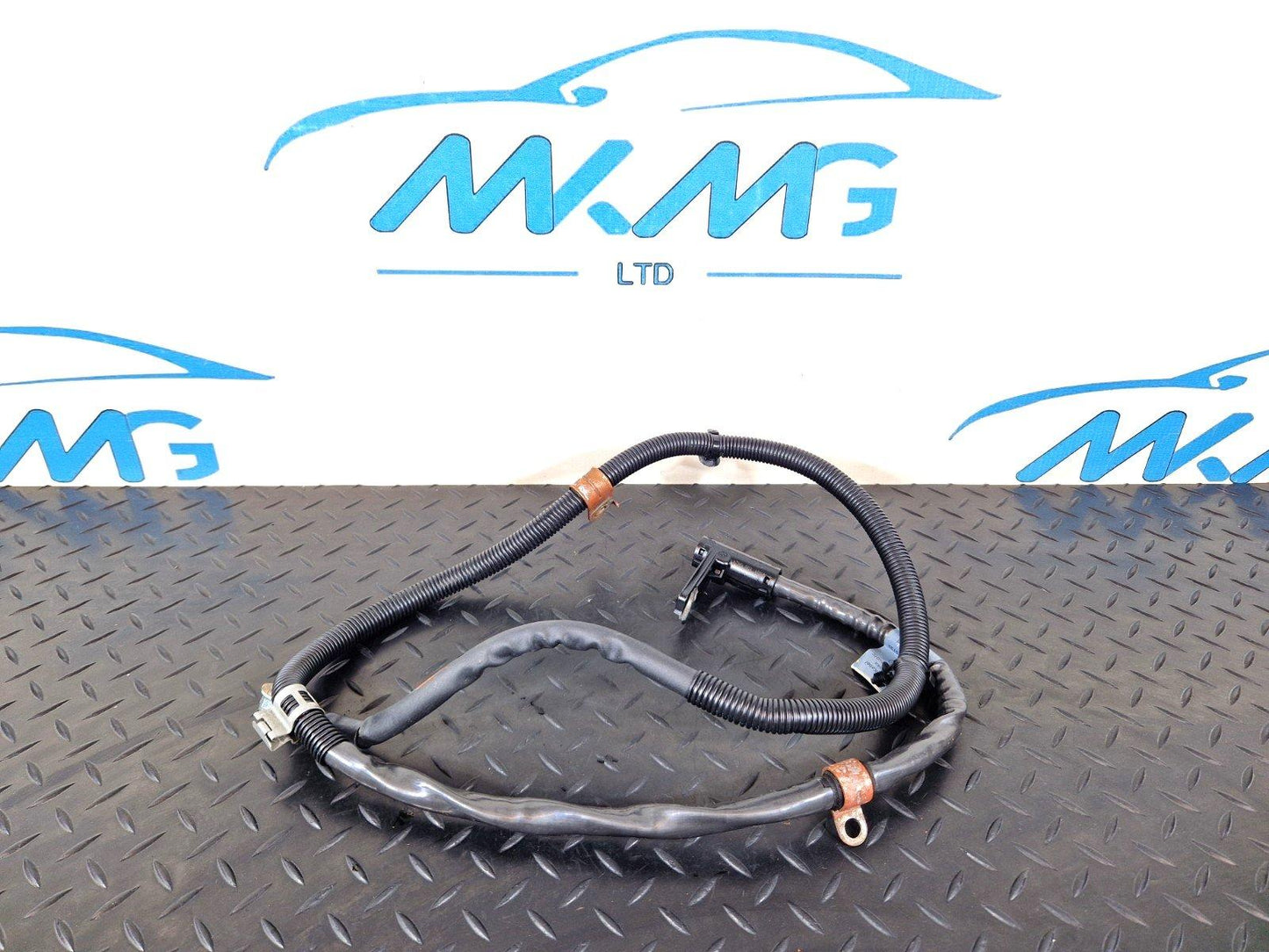 12-18 MERCEDES BENZ W176 GENUINE BATTERY TO STARTER HARNESS A2465405733