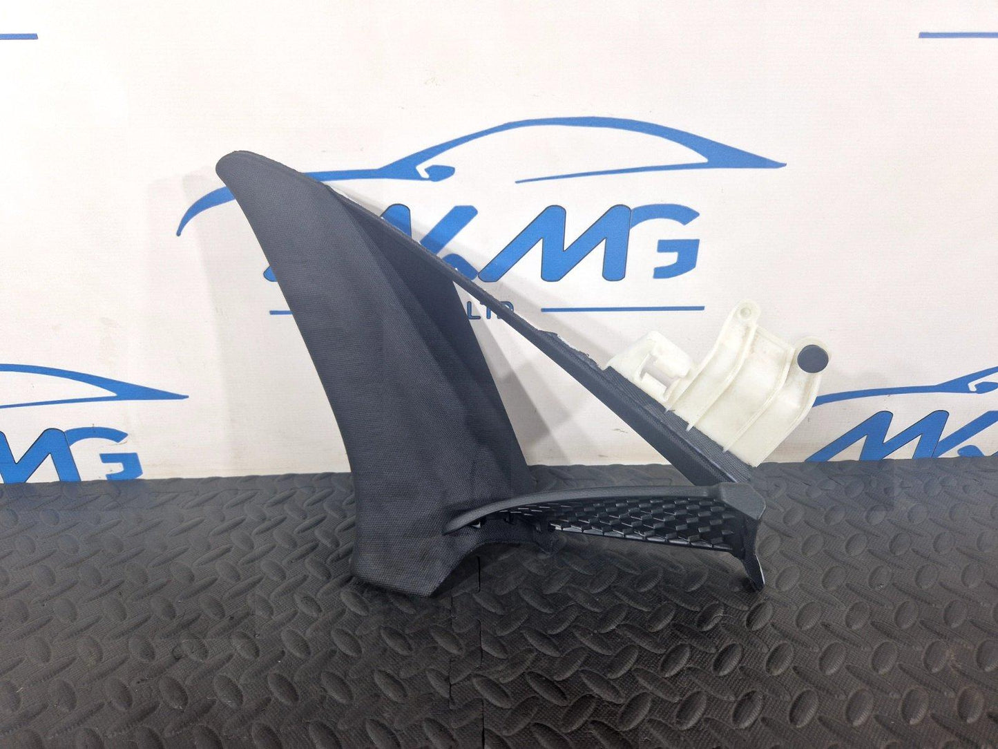 16-19 AUDI A4 B9 REAR RIGHT DRIVER SIDE COMPLETE C-PILLAR TRIM 8W5867288B