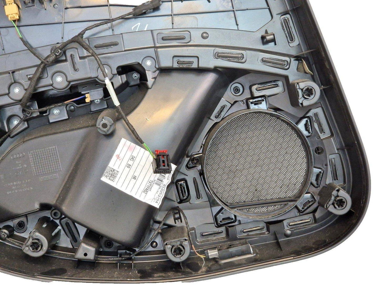 16-19 AUDI A4 B9 SPORT LEATHER O/S/R REAR DRIVER RIGHT DOOR CARD PANEL 8W0868066