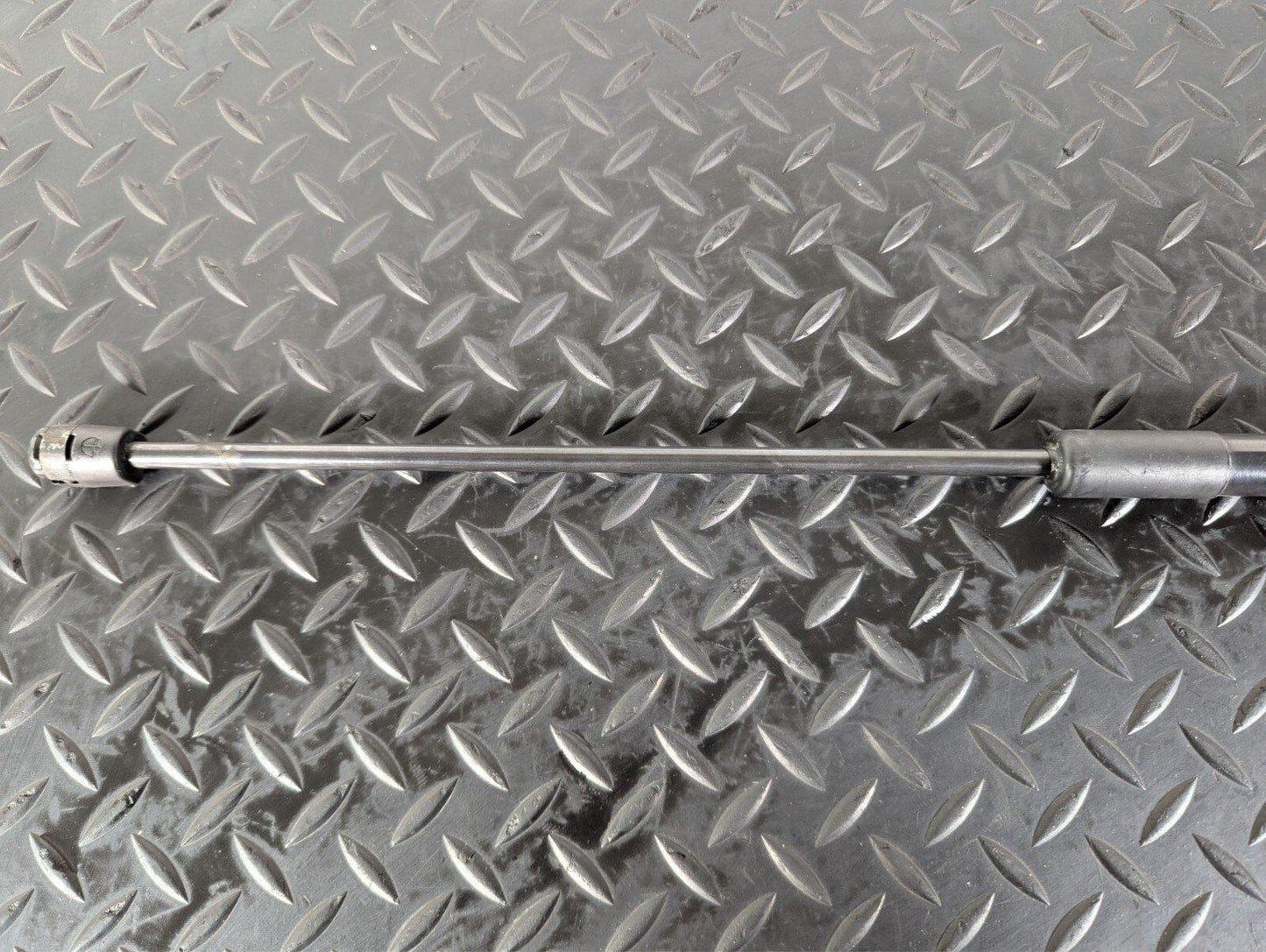 11-19 MERCEDES ML W166 FRONT LEFT BONNET HOOD LIFT SUPPORT GAS STRUT A1669802464