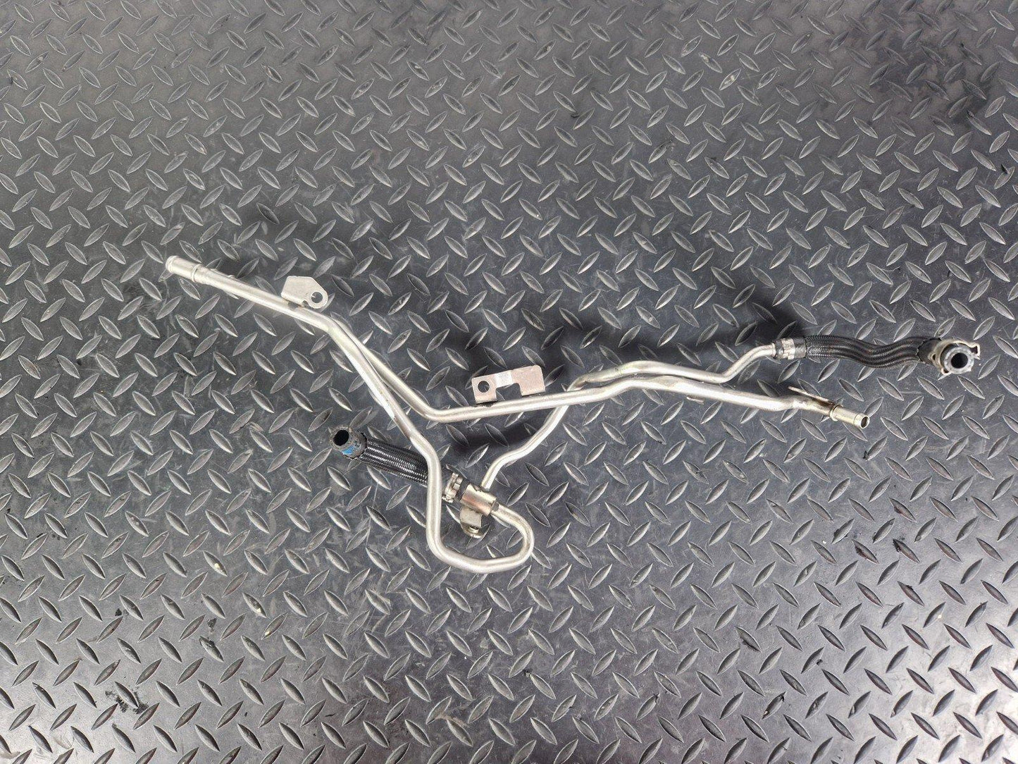 14-21 MERCEDES-BENZ C-CLASS C250D W205 OEM FUEL LINE A6510700581