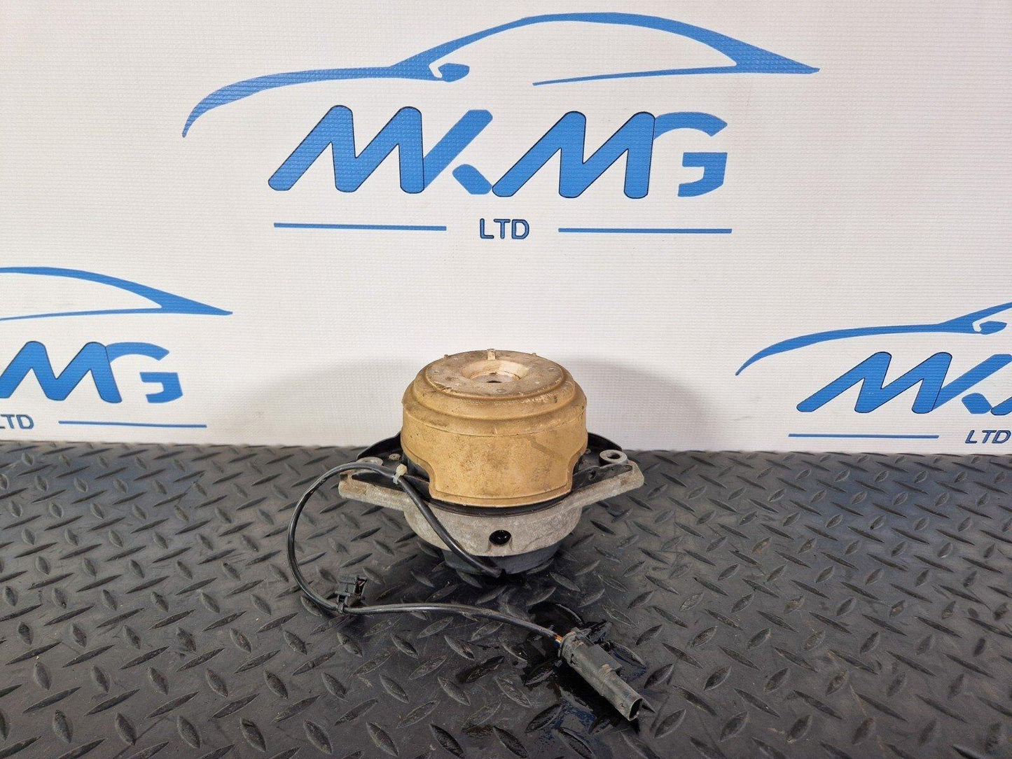 11-19 MERCEDES BENZ ML W166 GENUINE RIGHT ENGINE MOUNT A1662406317