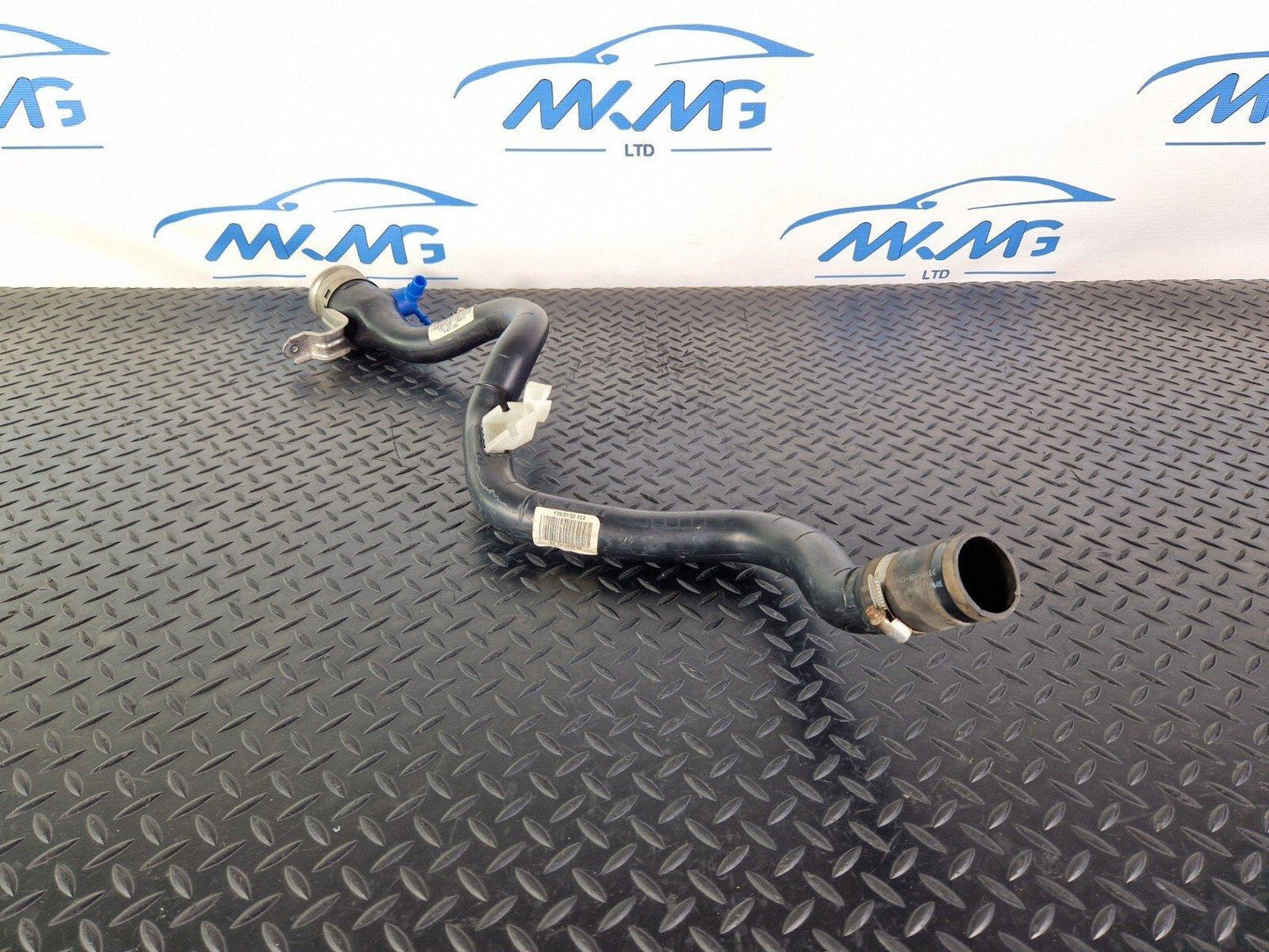 14-16 BMW 2 SERIES F22 GENUINE FUEL TANK FILLER NECK PIPE 7244022