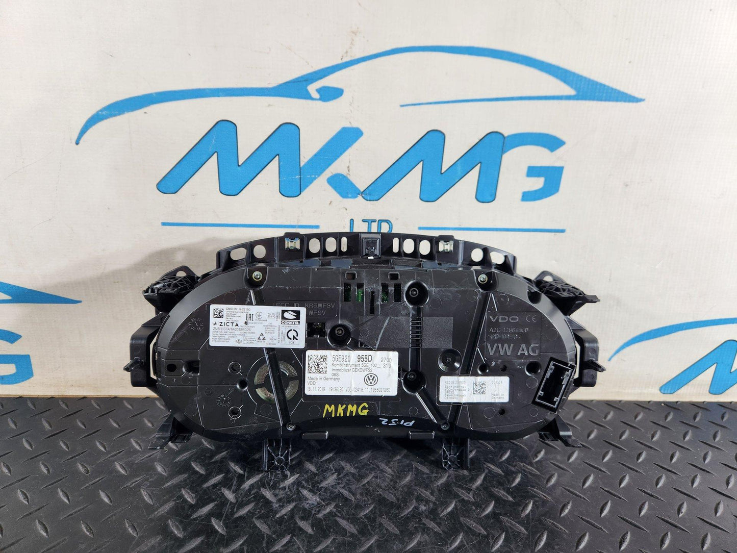 Volkswagen E Golf MK7 5G Speedometer Clocks Rev Counter Genuine 5GE920955D