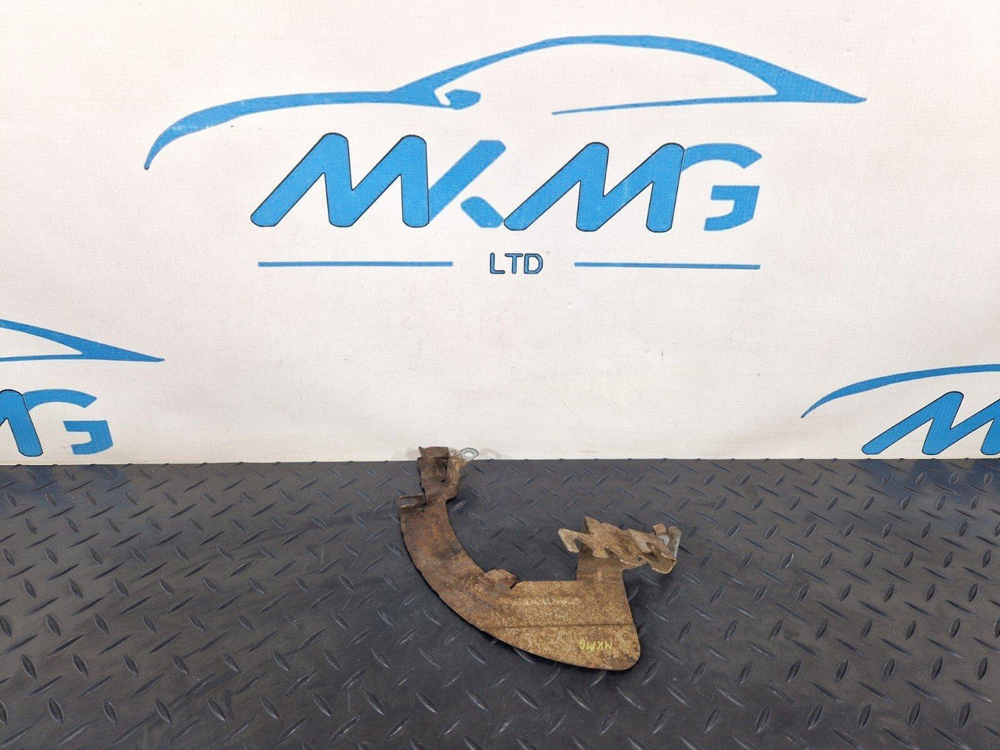 14-21 MERCEDES-BENZ C-CLASS C250D W205 REAR RIGHT MOUNTING BRACKET A2055467480