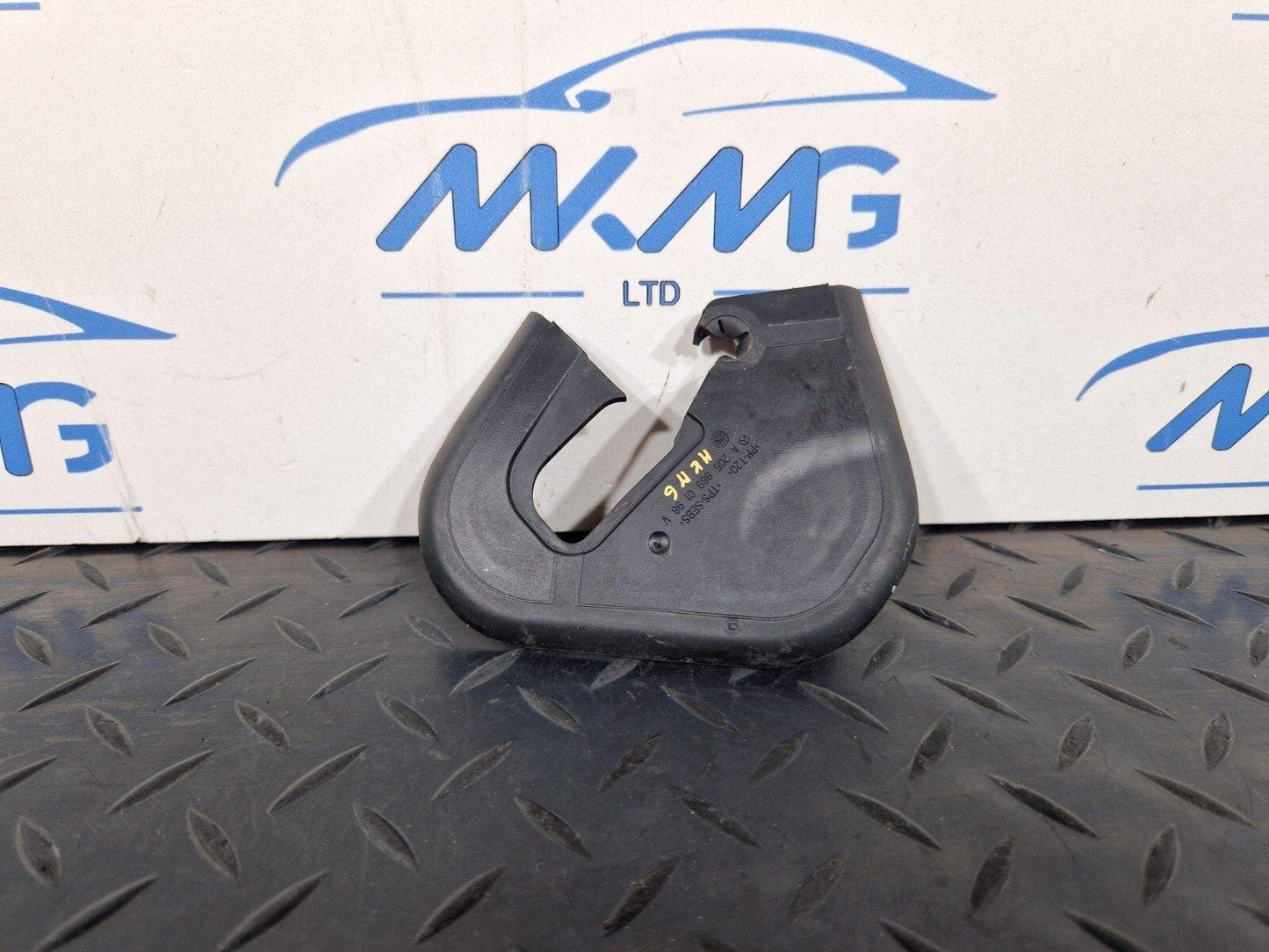 14-21 MERCEDES BENZ C200 W205 SEAL LONGITUDINAL MEMBER (FILLER NECK) A2058690198