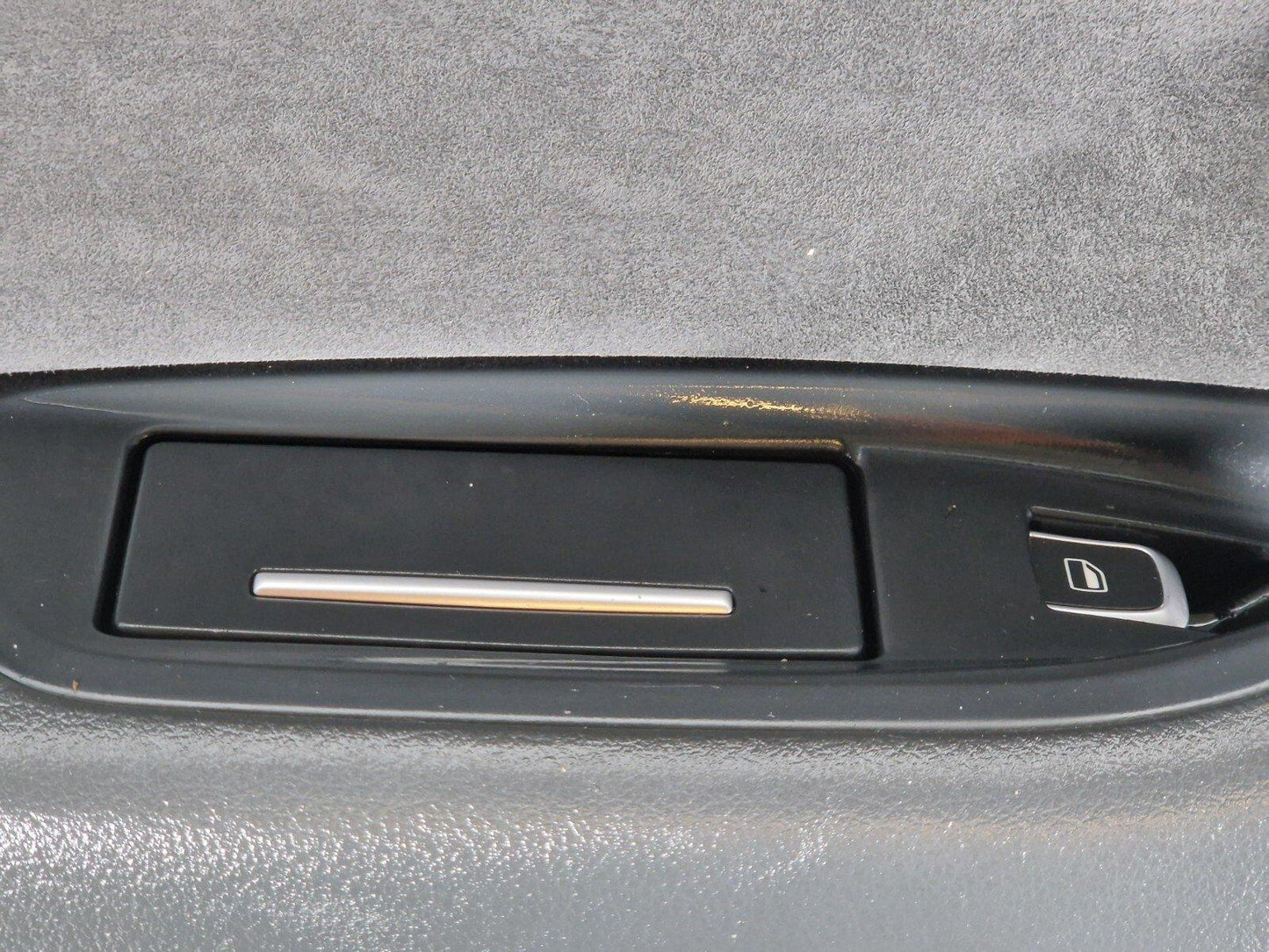 12-18 AUDI A6 C7 GENUINE PASSENGER REAR LEFT DOOR CARD 4G0867221 4G0867305