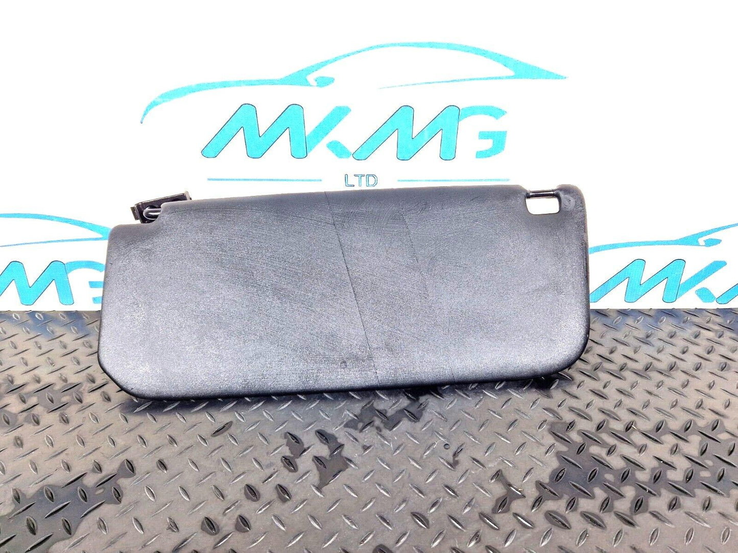18-ON MERCEDES BENZ SPRINTER W907 PANEL SUNVISOR LEFT BLACK A9108102401