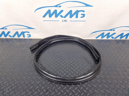 18-ON MERCEDES-BENZ SPRINTER W907 W910 RUBBER BONNET GASKET A9108871100