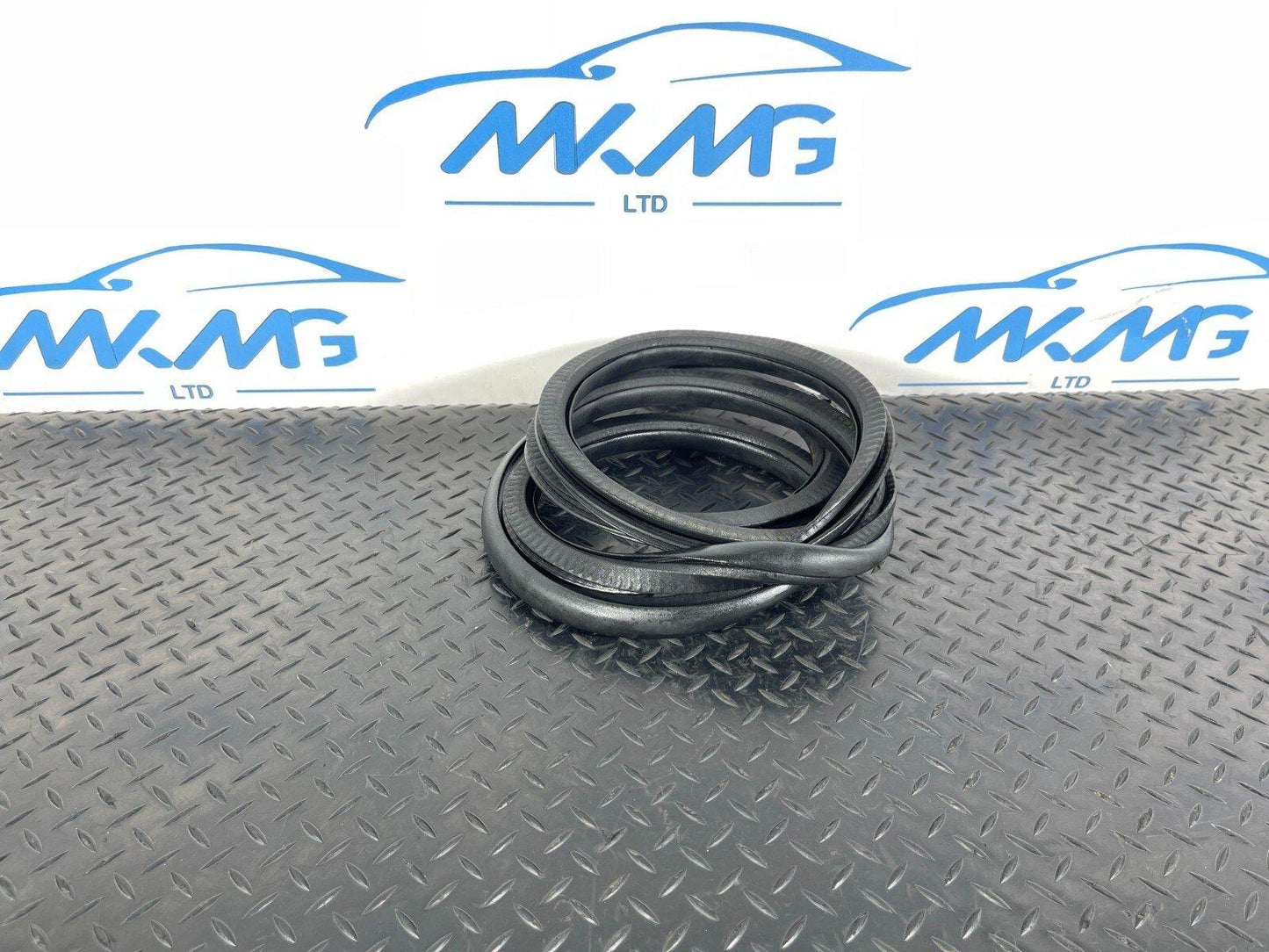 Mercedes W177 V177 Rear Right / Left N/O/S Door Rubber Seal Gasket A1776920700