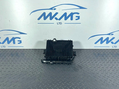 16-19 AUDI A4 B9 GENUINE FRONT AIR INTAKE DUCT VENT 8W2819904A