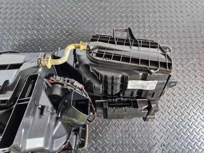 11-18 BMW 6 SERIES F13 HEATER MATRIX AIR CONDITIONING BLOWER UNIT 9202574