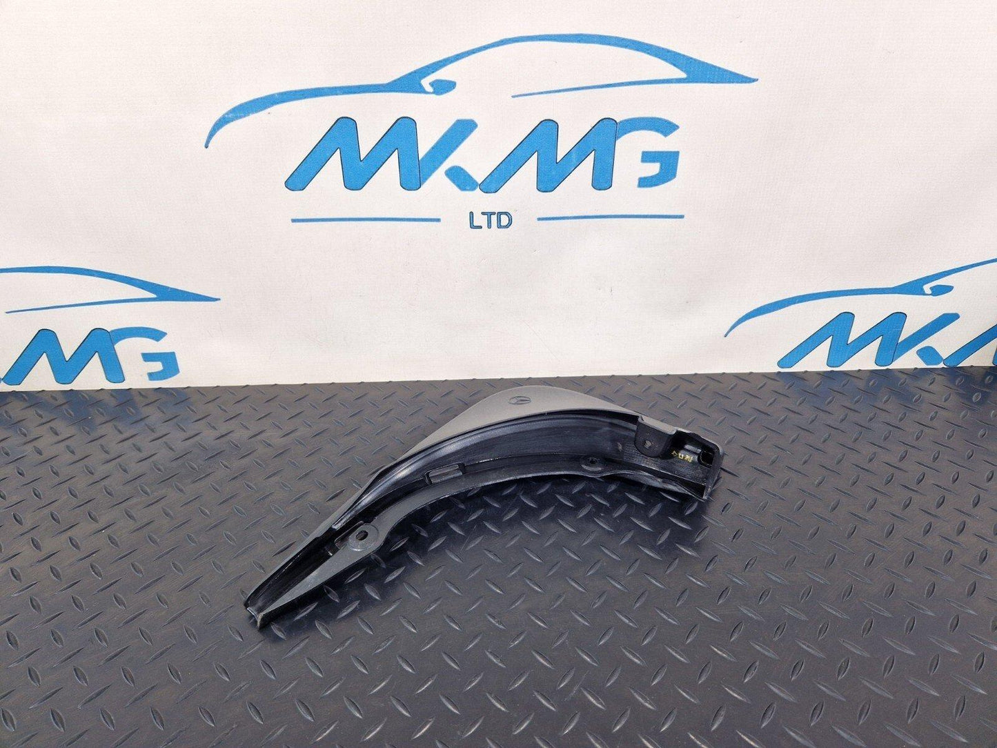 14-21 MERCEDES BENZ C200 W205 SALOON/ESTATE REAR MUD FLAP O/S/N/S A2058900178