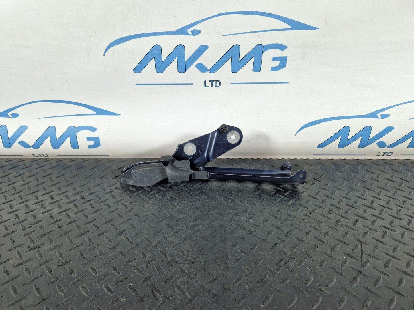 10-17 AUDI A8 4H FRONT RIGHT O/S BONNET HOOD HINGE IN BLUE 4H0823302D