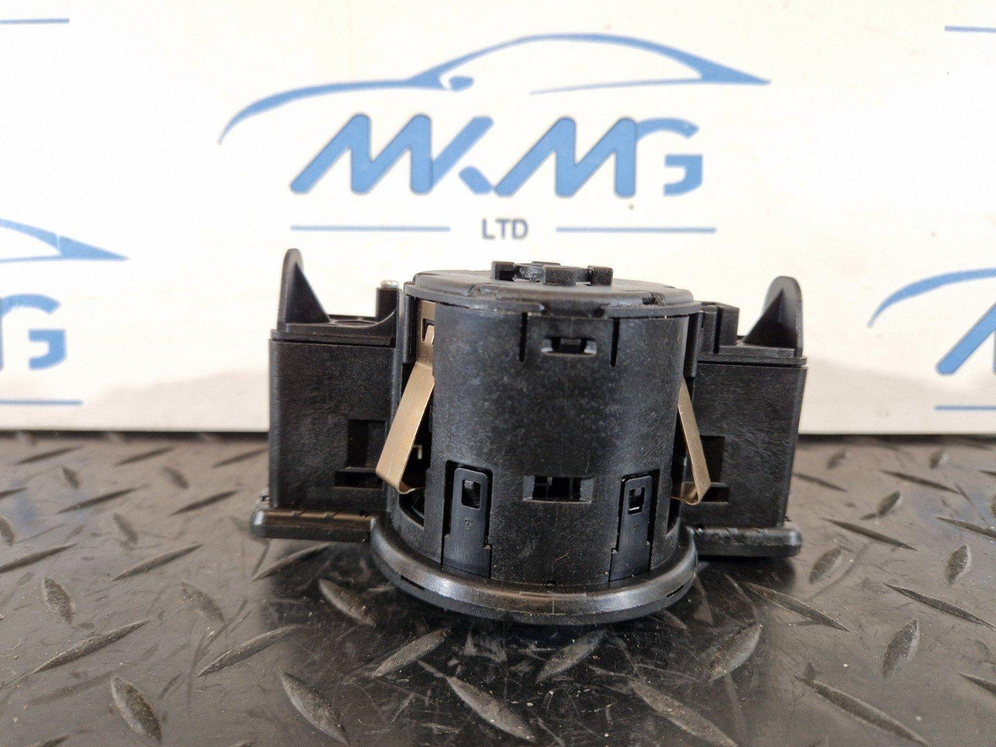 14-23 MERCEDES VITO W447 GENUINE OEM HEADLIGHT CONTROL SWITCH A4479057900