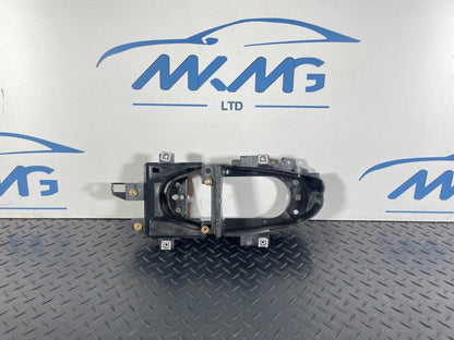 16-19 AUDI A4 B9 GENUINE GEAR SHIFTING MECHANISM MOUNTING FRAME 8W2863531