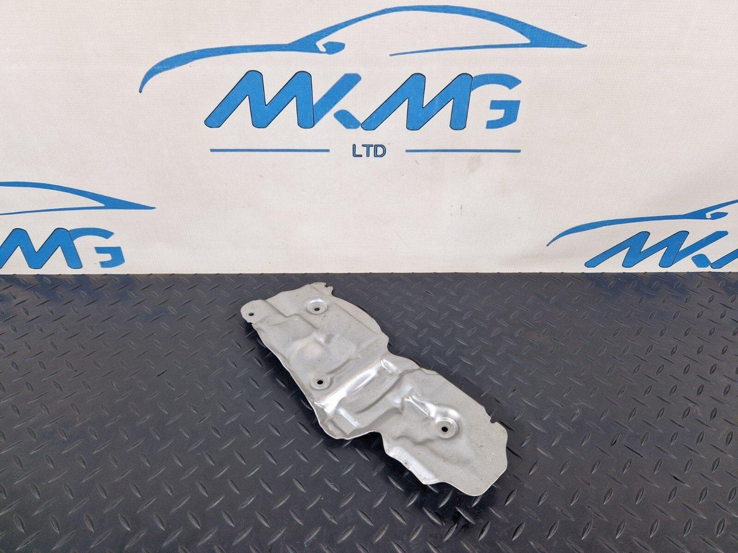 19-ON MERCEDES BENZ B CLASS W247  HEAT SHIELD  COVER PLATE EK70022796
