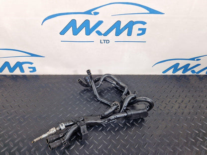 16-19 AUDI A4 B9 GENUINE FUEL PIPES LINES TUBES 8W0201729 04L201056