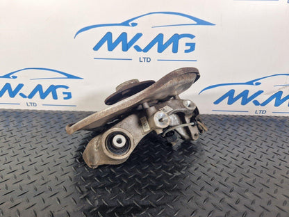 16-19 AUDI A4 B9 N/S/R REAR LEFT SIDE WHEEL HUB & BEARING 8W0505435T 8W0615611