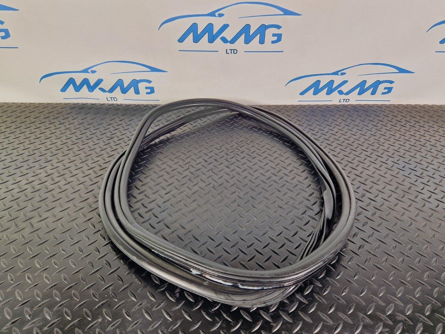 12-17 AUDI Q5 S-LINE GENUINE OEM FRONT INNER DOOR SEAL 8R0831721