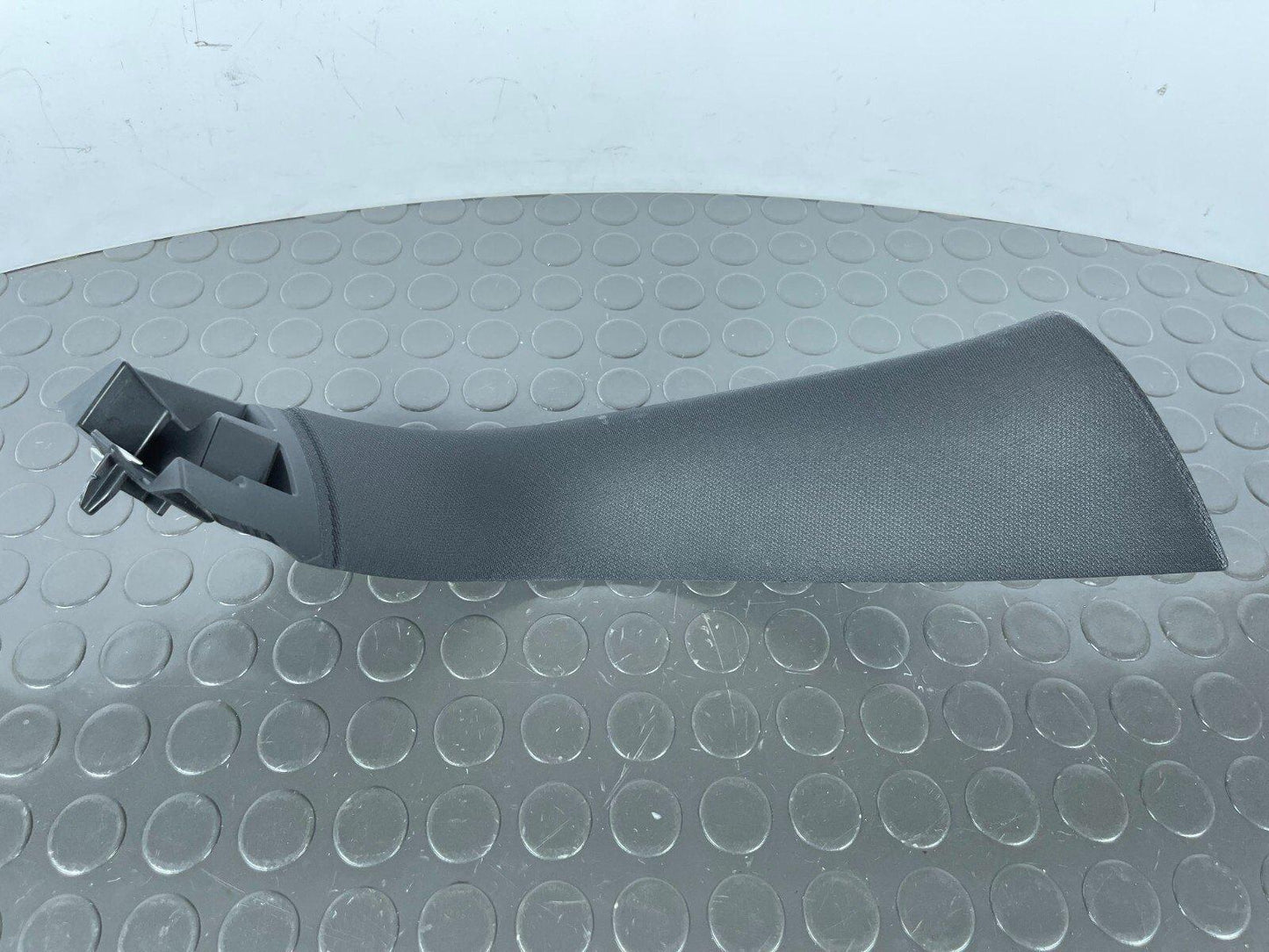 14-21 BMW 2 SERIES GRAN TOURER F45 F46 TAILGATE LEFT SIDE TRIM PANEL 7318937