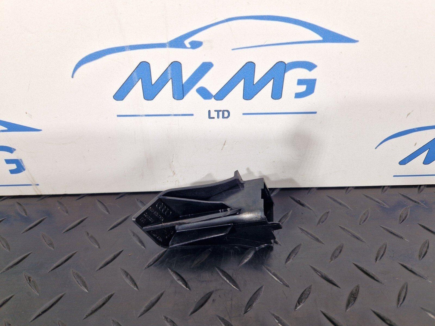 16-23 AUDI S5 COUPE GENUINE FRONT RIGHT SIDE FENDER COVER 8W6821232A