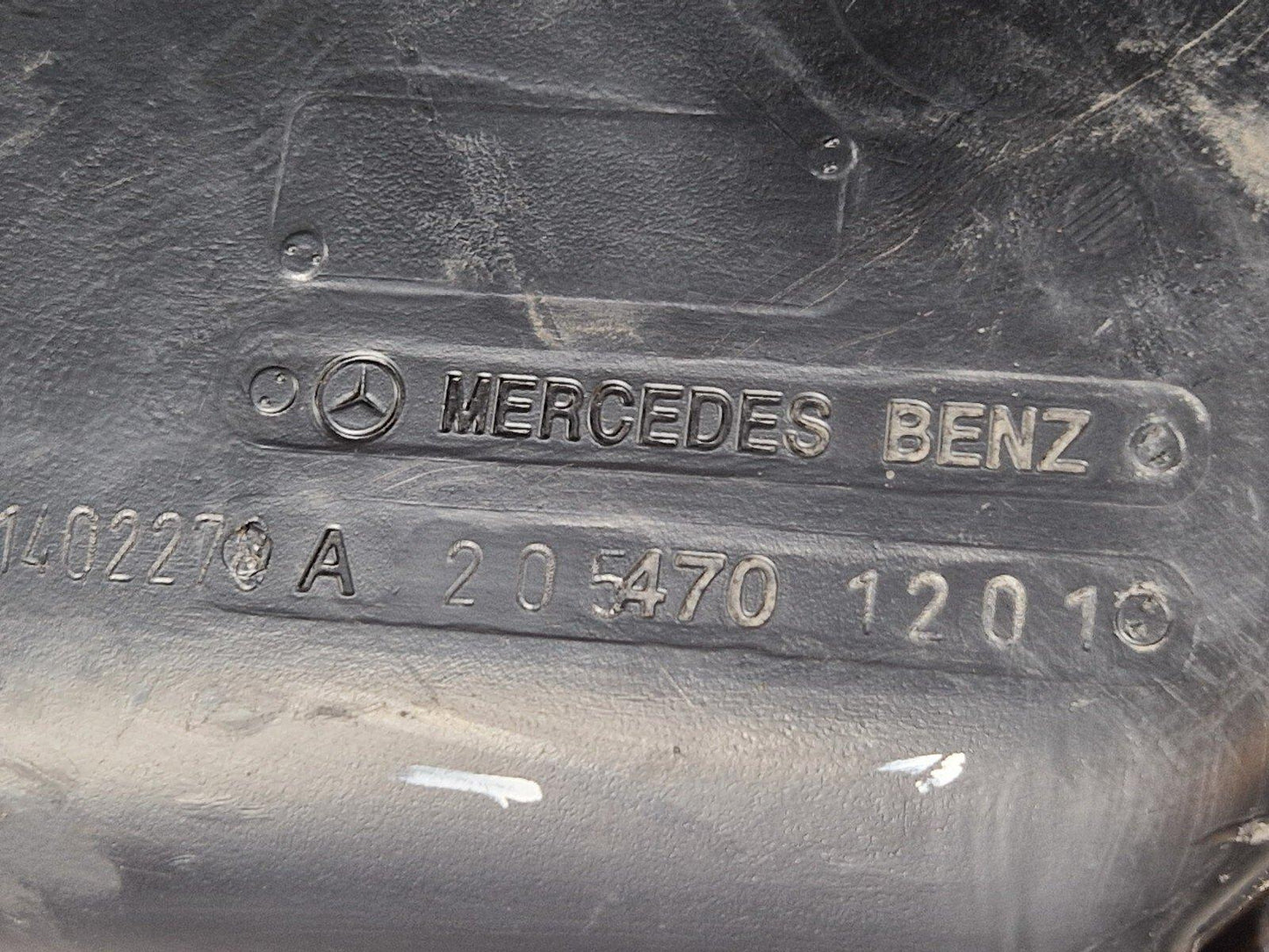 14-21 MERCEDES BENZ C300 W205 HYBRID DIESEL FUEL TANK WITH PUMP A2054701201