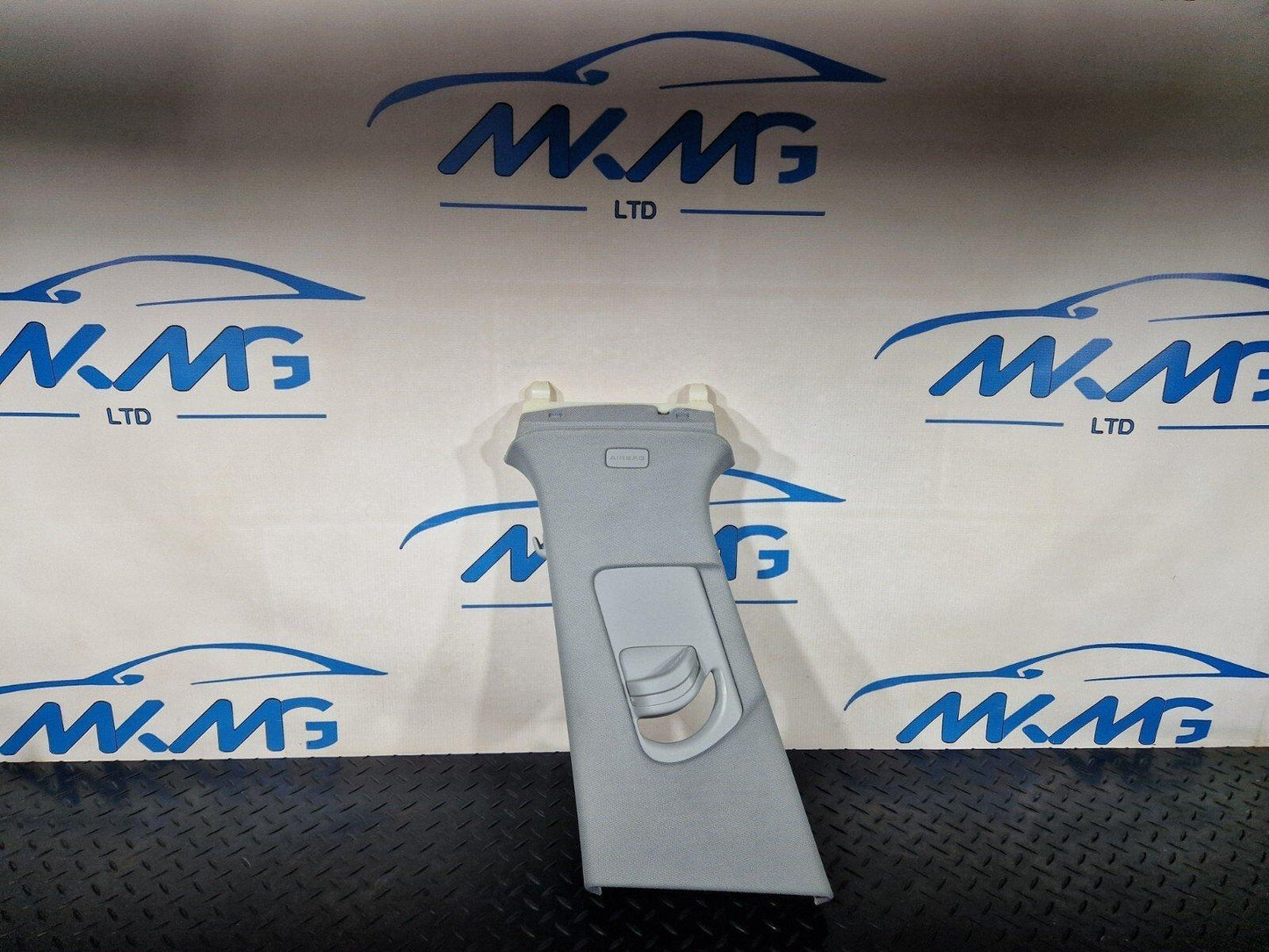 16-19 AUDI A4 B9 LEFT PASSENGER SIDE B PILLAR TRIM 8W0867243C