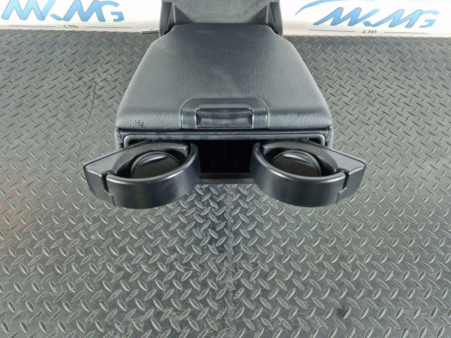 14-21 MERCEDES BENZ C300h W205 OEM REAR CENTER MIDDLE SEAT LEATHER ARM REST