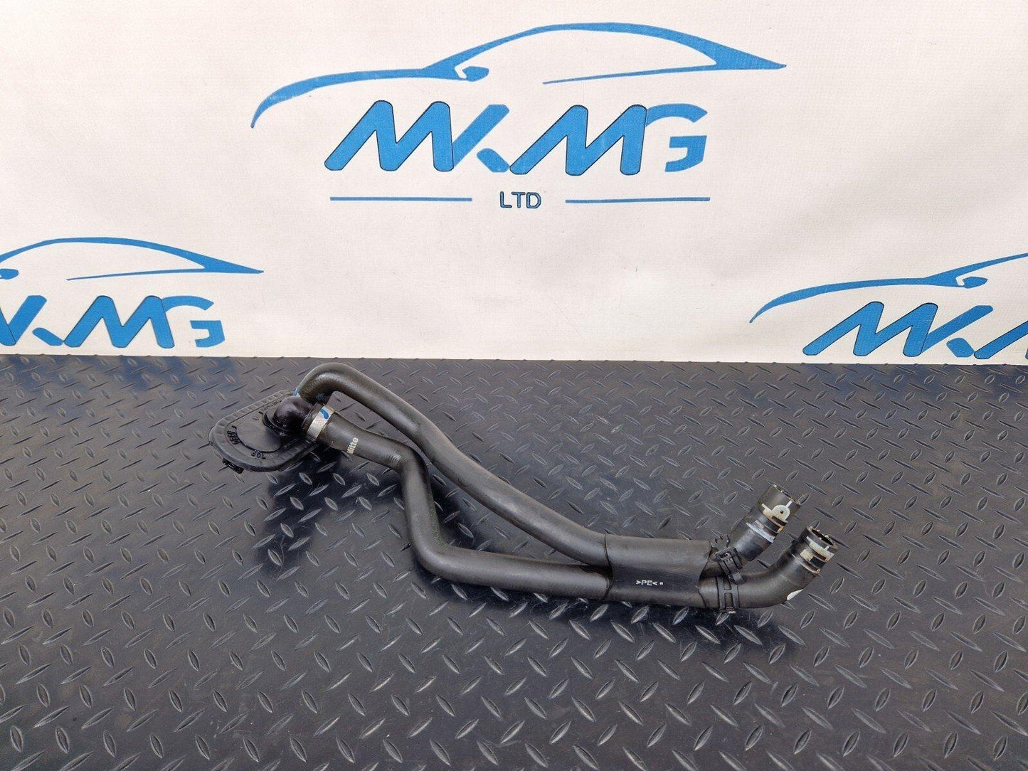 16-19 AUDI A4 AVANT B9 S-LINE ENGINE COOLANT PIPE HOSE 8W2819350K