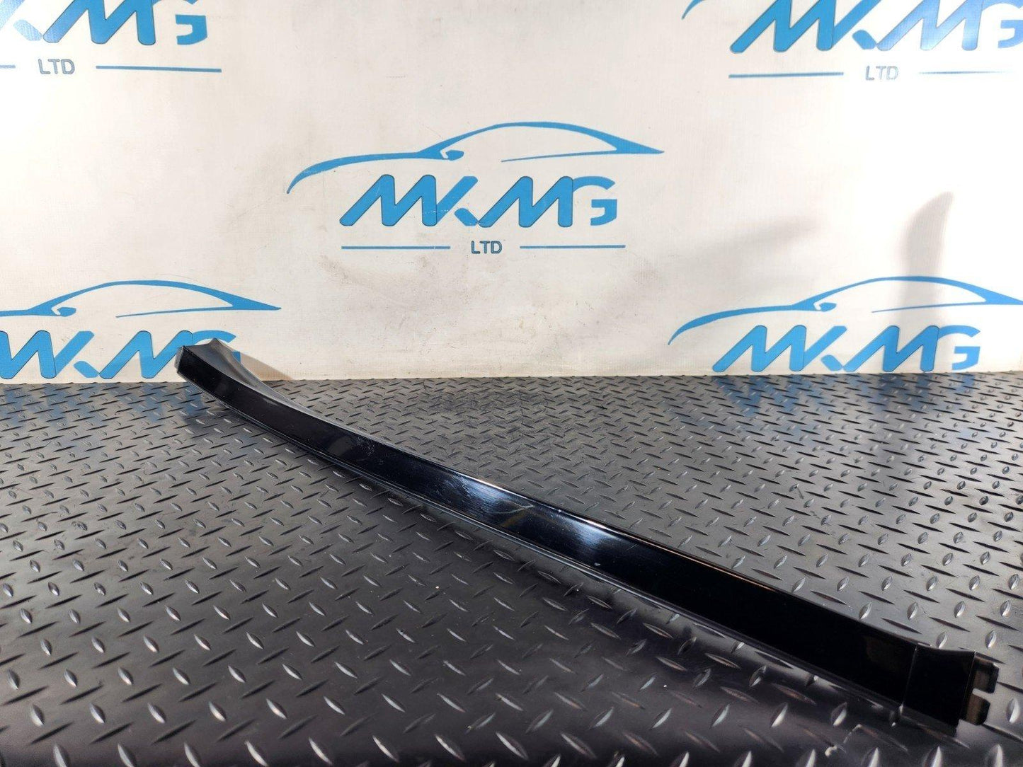 16-22 MERCEDES BENZ X253 GENUINE LEFT N/S WINDOW TRIM MOULDING STRIP A2536900162