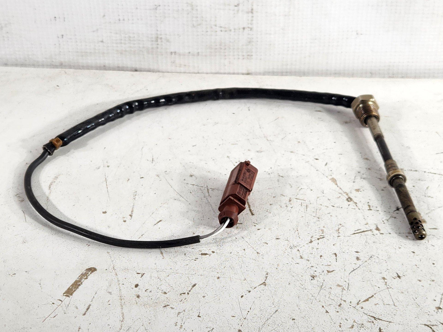 Audi A7 4G Genuine Exhaust Temperature Sensor 8K0906088