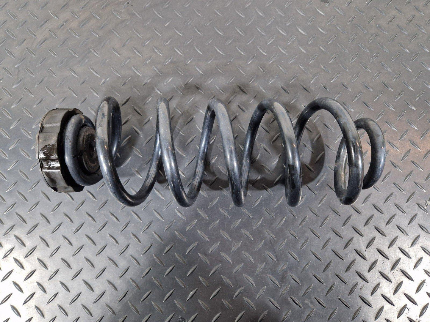 12-17 AUDI S5 CONVERTIBLE REAR COIL SPRING FITS LEFT & RIGHT 8K0511115HC