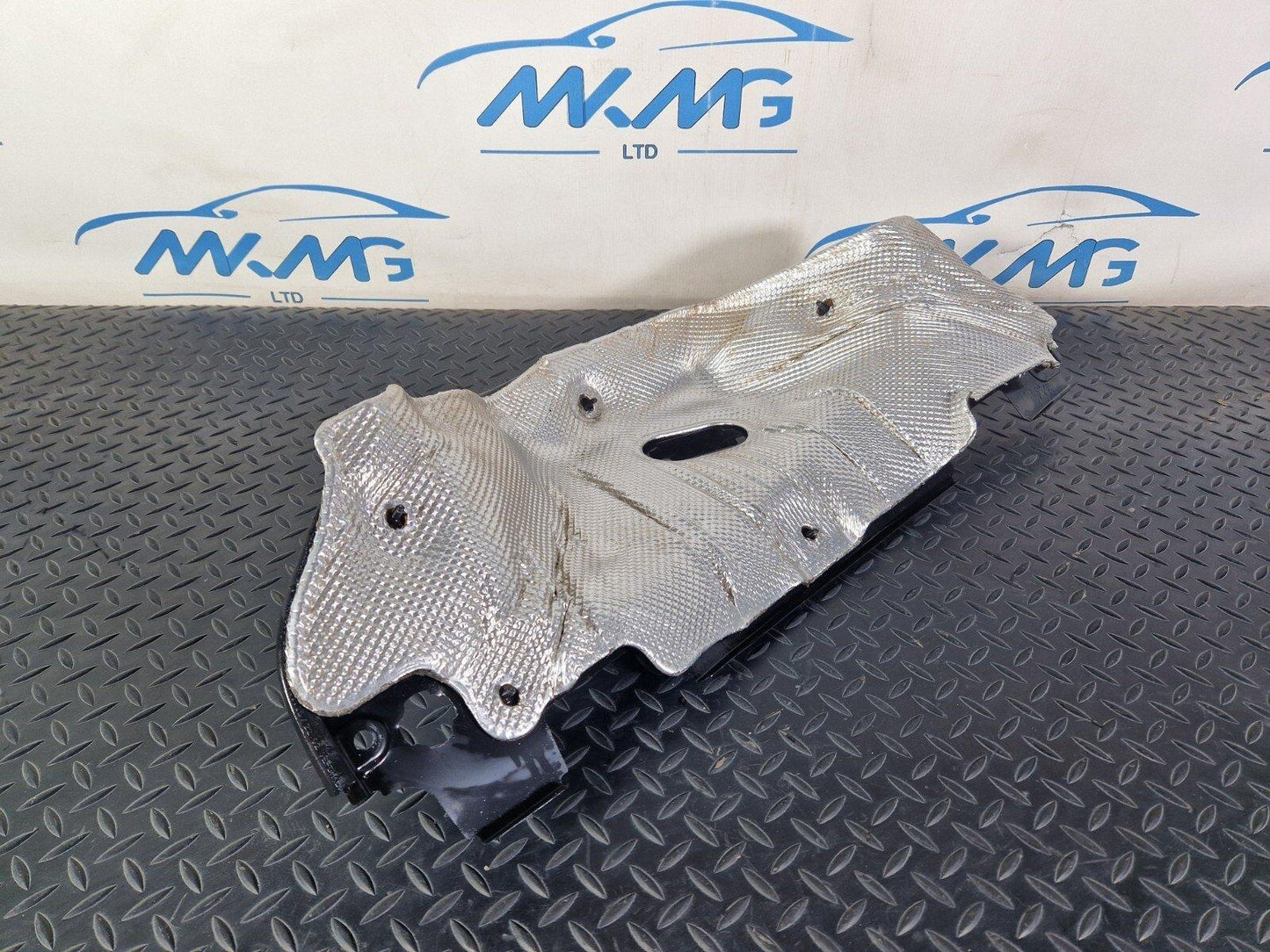 16-19 AUDI A4 B9 GENUINE BULKHEAD FIREWALL HEAT PROTECTION SHIELD 8W0819523C