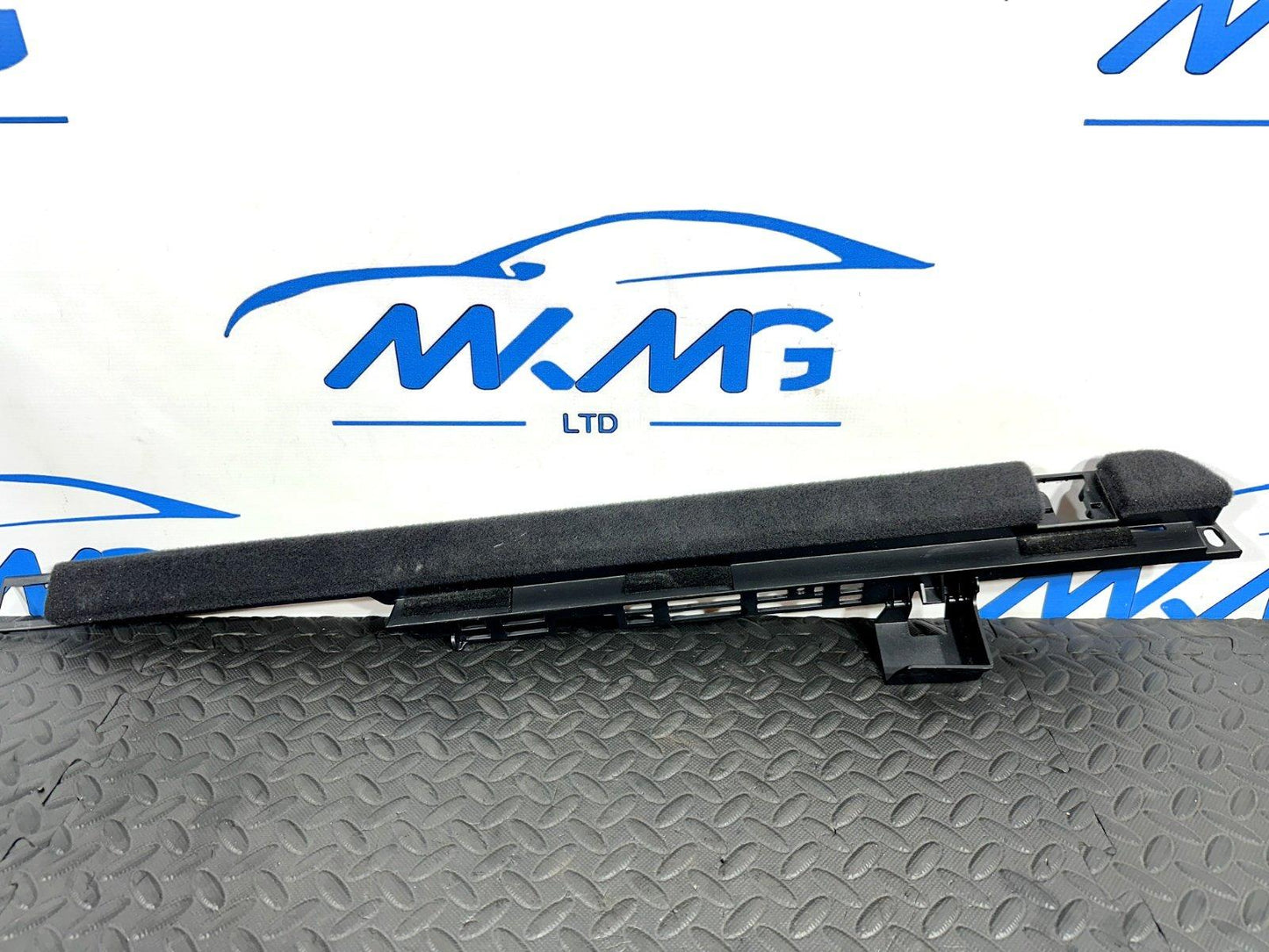 16-19 AUDI A4 B9 GENUINE REAR RIGHT BOOT INTERIOR FLOOR TRIM PANEL 8W9861828