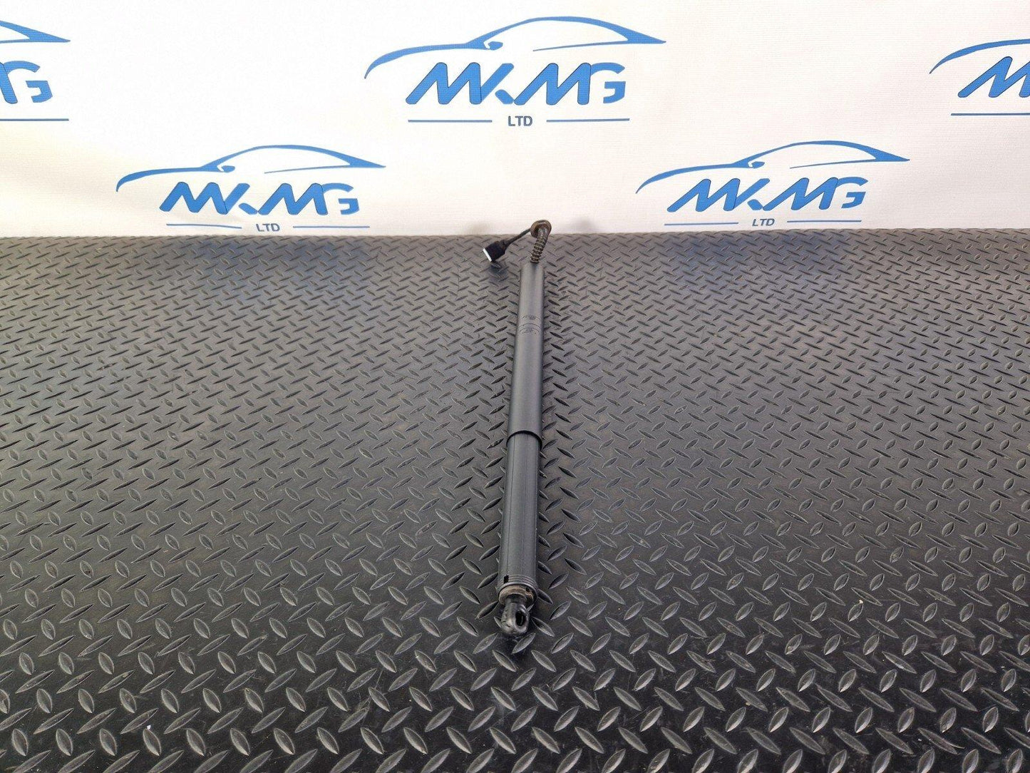 14-21 BMW 2 SERIES GRAN TOURER F46 OEM TAILGATE BOOT LID ELECTRIC STRUT 7365979