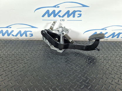 14-21 MERCEDES BENZ C200 W205 OEM MANUAL CLUTCH BRAKE PEDAL A2052910101