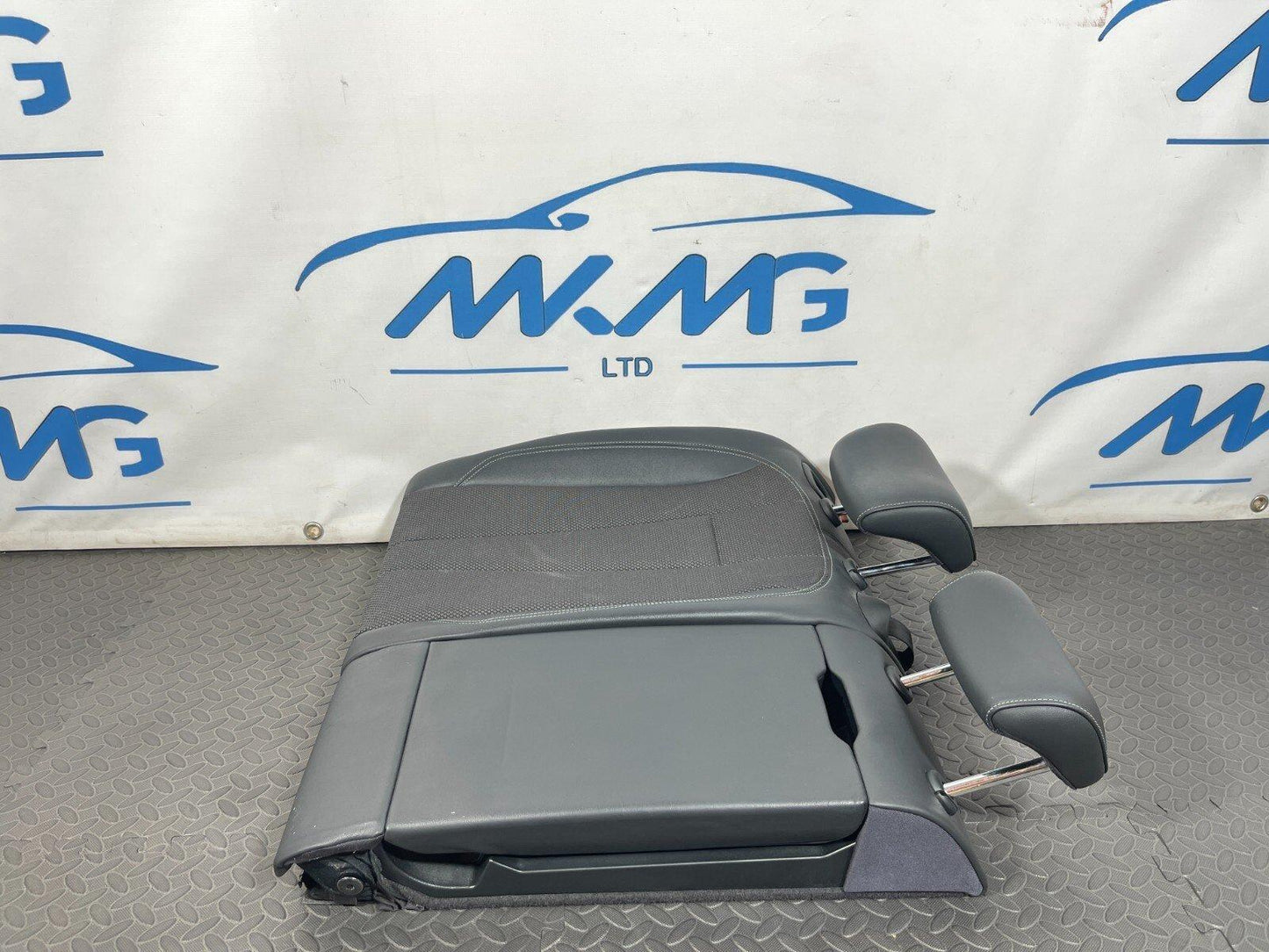 16-19 AUDI A4 B9 S-LINE REAR RIGHT DRIVER SIDE HALF LEATHER BACKREST SEAT BLACK