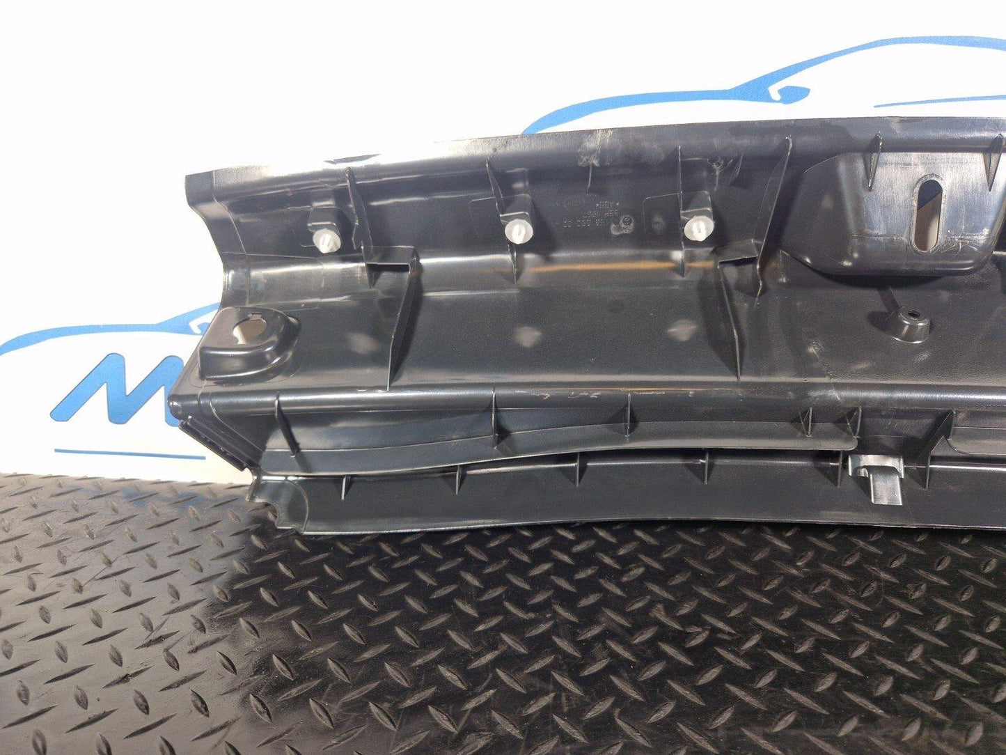 14-20 MERCEDES BENZ GLA X156  BOOT LOCK TRIM COVER SILL PANEL A1566900041
