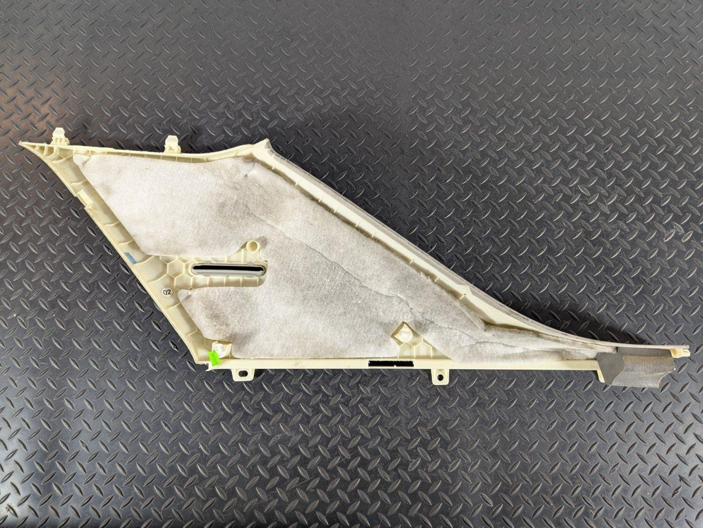 11-19 MERCEDES BENZ ML W166 GENUINE TOP LEFT SIDE A1666900925