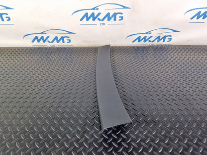 10-18 AUDI A7 4G S-LINE GENUINE CENTRE UPPER TAILGATE TRIM 4G8867606