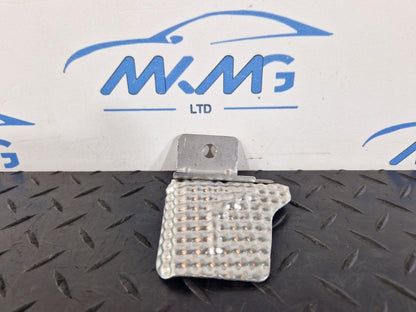 19-ON RANGE ROVER EVOQUE L551 GENUINE HEAT SHIELD M8D2141413EA